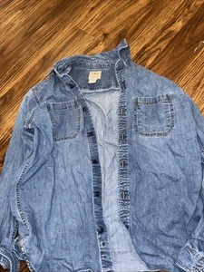 LL Bean Shirt Mens Medium Blue Traditional Fit Denim Long Sleeve Button Up - Picture 1 of 8
