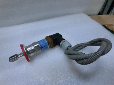ENDress Hauser Liquiphant T FTL20-0424 DC-PNP Level Sensor,Used,Ger+95092 - Image 1 of 4