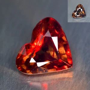 2.83Ct Heart_Phenomenal 100% Natural Color Change Garnet_Tanzania - Picture 1 of 2
