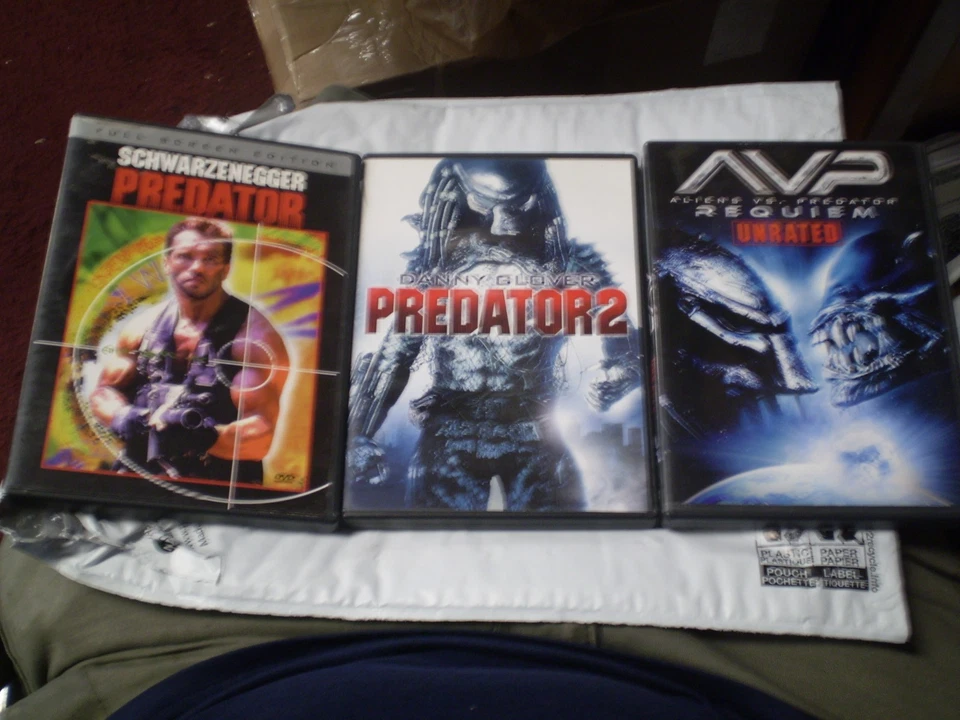 (3) Predator DVD Lot: Predator 1 & 2 + AVP: Requiem    Arnold Schwarzenegger - Image 1 of 1