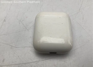 Apple AirPods 2nd Gen A2032 A2031 with Lightning Case A1602 - Tested (#EN8KM9) - Photo 1 sur 5