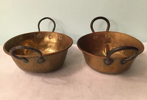 Lot of 2 Vintage Antique Copper Brass Dented Patina Pot Planters With Handles - Picture 1 of 11
