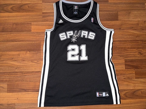 TIM DUNCAN. SAN ANTONIO SPURS. ADIDAS. JERSEY. YOUTH. SIZE. L Cover