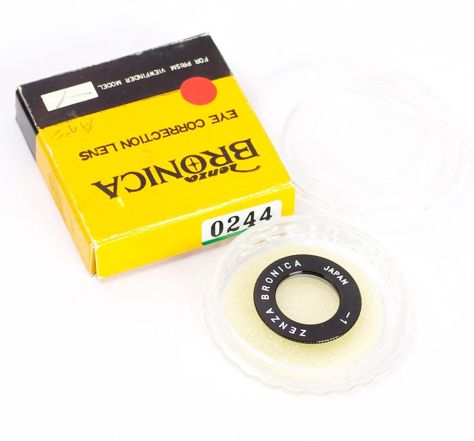 Zenza Bronica Eye Correction Lens Diopter -1 for Prism Finder Boxed No.0244 - Image 1 of 1