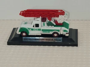 Mini camión de rescate Hess 2007 - Imagen 1 de 7