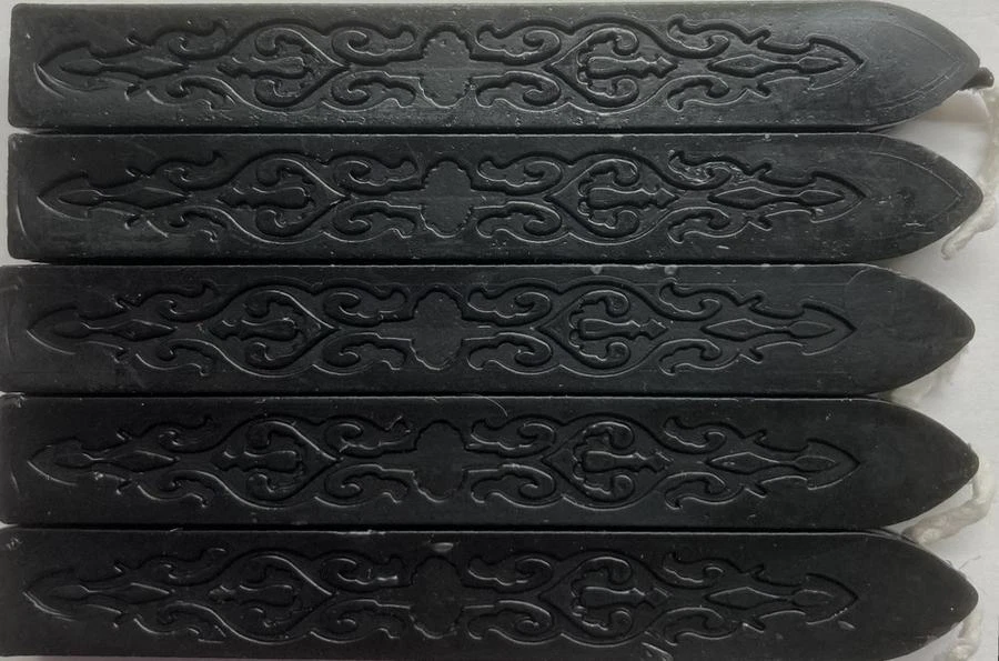 Cera de sellado negra (color sólido) (con mecha) - 5 varillas Foto 1 de 1