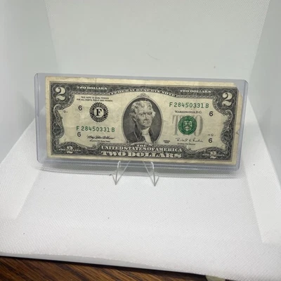 $2 US - 1995 Series F - RARE 2 Dollar Bill - - Image 1 of 4