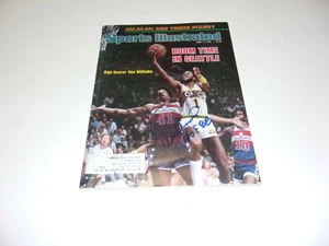 WES UNSELD WASHINGTON BULLETS HOF 88 W/COA SIGNED SPORTS ILLUSTRATED - Picture 1 of 1