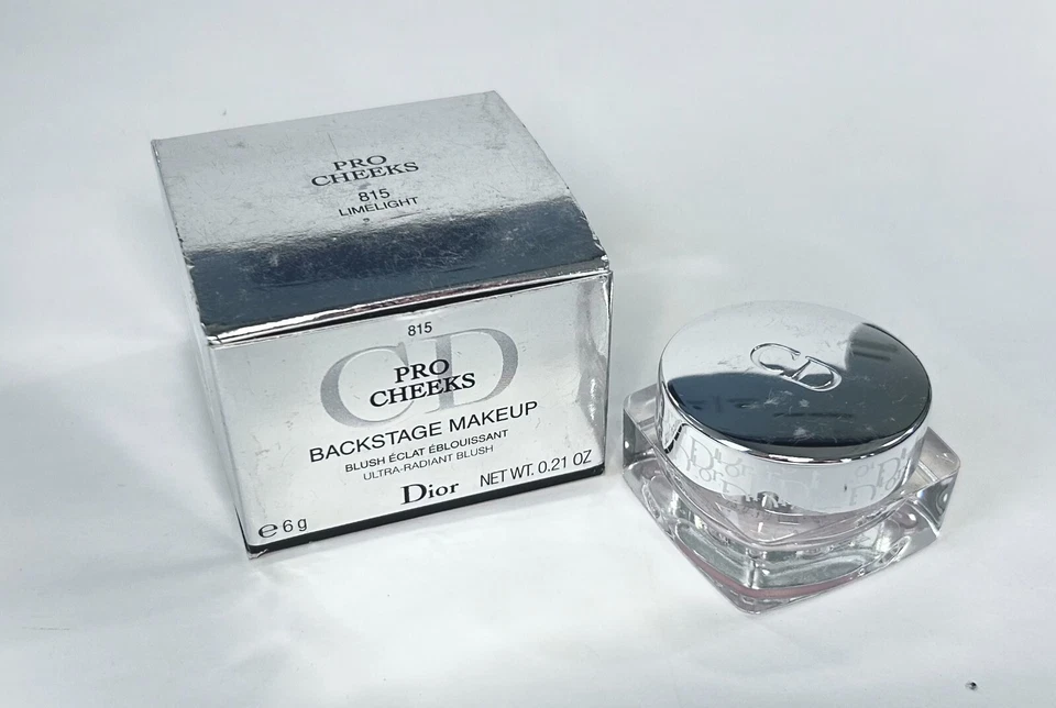 Dior Pro Cheeks Ultra-Radiant Blush 815 Limelight New Imperfect Box - Image 1 of 2