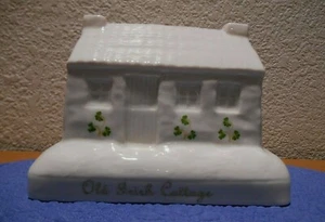Donegal Belleek Old Irish Cottage Shamrock - Picture 1 of 11