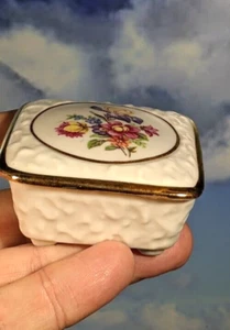 Vintage Page Martinroda Bone China Dresden Germany Trinket Box. 6cm x 3cm - Picture 1 of 7