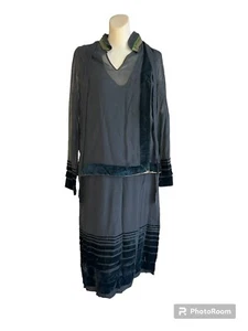 1920s Antique Vintage Drop Waist Black Dress - Velvet Trim - Picture 1 of 13
