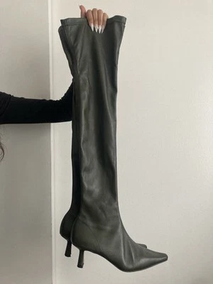 Angel Alarcon Botas Sobre la Rodilla 6.5 Verde Ejército  Foto 1 de 4