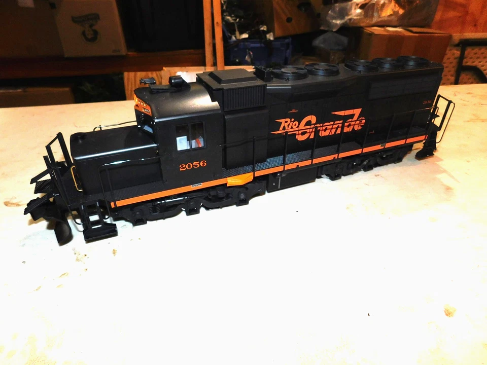 LGB G Scale Rio Grande Diesel Locomotive 2056 Queen Mary Series - Image 1 of 4