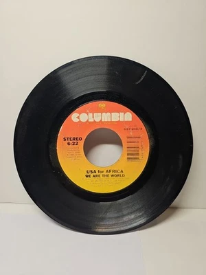 USA For Africa We Are The World / Grace 7" 45rpm Vinyl Record - Image 1 of 2