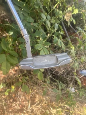 Scotty Cameron Pro Platinum Newport Mil-Spec 33.5” RH Modus NS Pro Shaft - Image 1 of 4