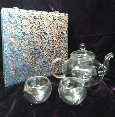 Tea Set Clear Glass Pot With Infuser Insert 2 Cups Clear Brocade Box Shanlinju - Image 1 of 4