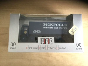EFE 11002 PICKFORDS REMOVALS lorry- new - Picture 1 of 1