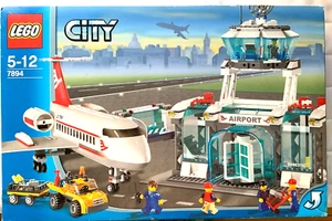 NEW LEGO City 7894: Airport Control Tower Sealed Contents, Box Damage - Picture 1 of 7