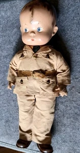 Vintage Effanbee Skippy Soldat Puppe WWII Zusammensetzung 14 Zoll Militär SELTEN RARITÄT  - Bild 1 von 14