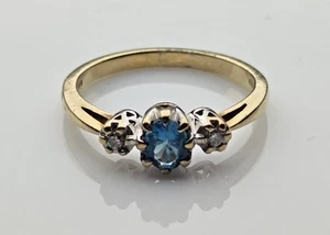 9ct Yellow Gold Ring Blue Oval Topaz and Diamonds Gemstones UK Ring Size N 1/2 - Picture 1 of 12