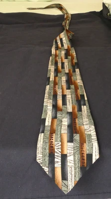 Corbata Bert Pulitzer 100% Seda 56" Larga Patrón Geométrico EE. UU. Tonos Marrón Foto 1 de 4