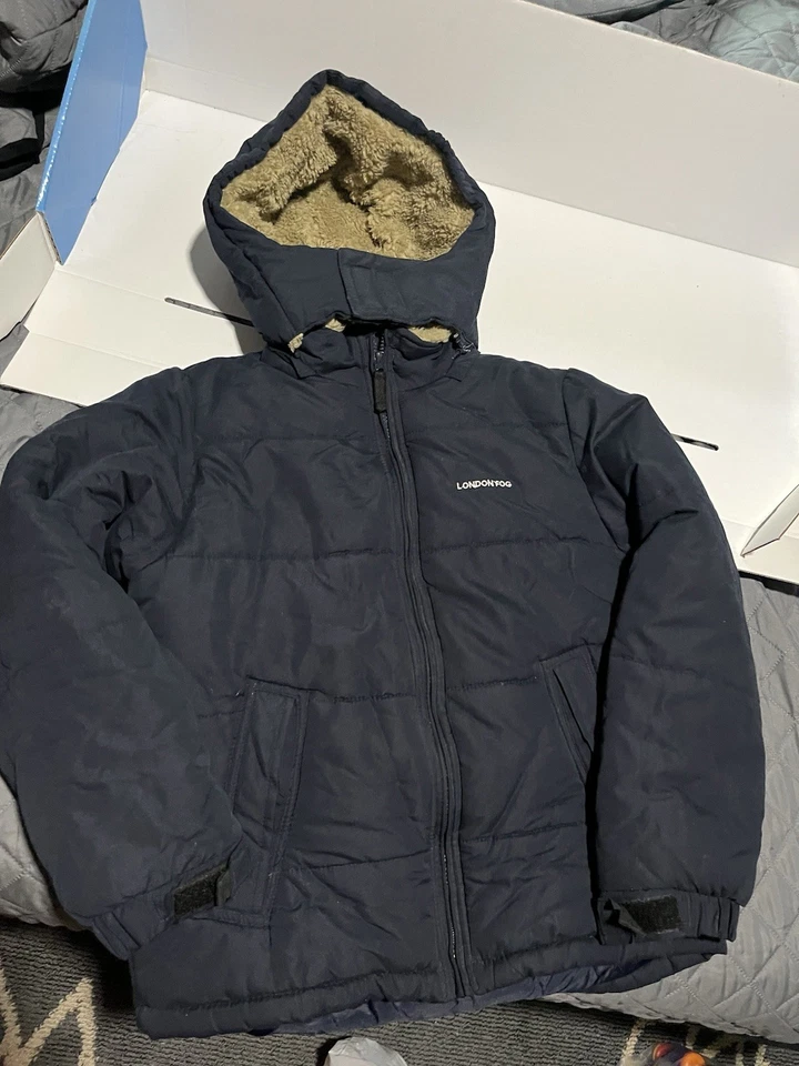 Nuevo con etiquetas Abrigo de invierno London Fog Boys gris oscuro chaqueta acolchada con capucha talla XXL (14/16) Foto 1 de 4