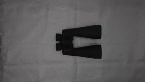 *BROKEN/READ* Celestron 71008 Skymaster 25x70mm Porro Prism Binoculars - Picture 1 of 5
