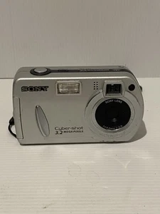 Sony CyberShot DSC-P32 3.2MP Digital Camera READ Zoom Issue Lens Issue - Picture 1 of 13