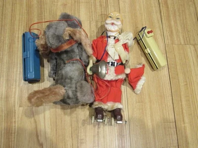 Patín con ruedas y juguete para perros Alps Christmas Jolly Santa Claus/no funciona/para piezas Foto 1 de 4