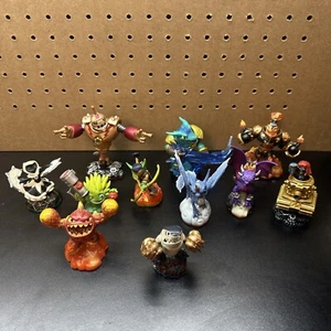 Skylanders Mixed Lot Of 11 - Picture 1 of 9