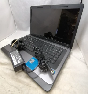 15.6" HP 2000-365dx (AMD E-450/4GB RAM/512GB SSD) - Windows 11 Home - Image 1 of 4