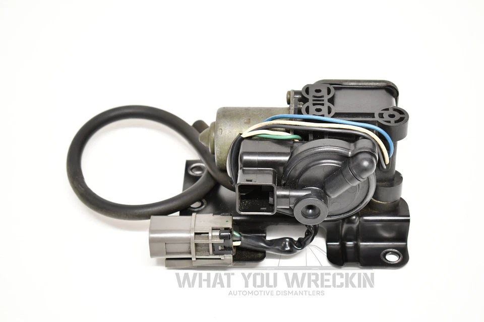 GENUINE SUBARU LIBERTY 2ND GEN BD BG BK CRUISE CONTROL MODULE / PUMP - 94-99 - Image 1 of 4