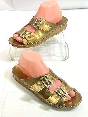 La Plume Sandals Womens 39 EU 8.5- 9 US Metallic Gold Leather Rhinestone Buckle  - Image 1 of 4