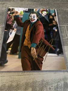 Joaquin Phoenix signed 8,5x11 handsigniert mit COA The Joker Napoleon Gladiator - Bild 1 von 3