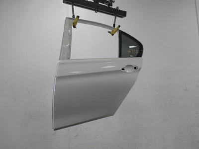 BMW 3 F30/F31/F80 12-19 330e Hybrid mk2 B48-B20A Rear Left Door Strip 41009628 - Image 1 of 4