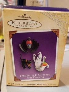 Hallmark Ornament Frederick O'Ghastly & Friends Halloween Ravenwood Lane 2004 Vt - Picture 1 of 4
