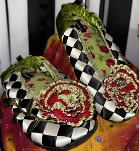 Mackenzie Childs Goody Goody Victoria Slippers S Green Burgundy Flower - Picture 1 of 8