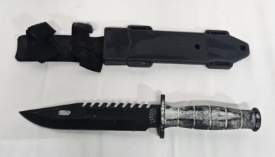 Frost USA tactical hunting/fishing fixed blade knife with sheath - Image 1 of 4