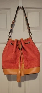 Dooney & Bourke Bucket Bag Python geprägt Koralle Leder Kordelzug Neu - Bild 1 von 17