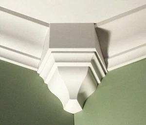 Crown Molding Corner Block fits 135 degree wall angle - Picture 1 of 6