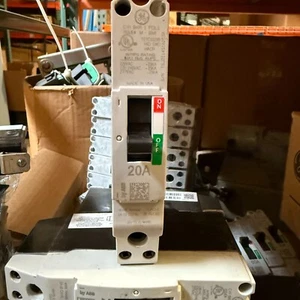 GE TEYD1020B INTERRUTTORE 1 POLO 20A 480V NUOVO PRONTO PER ESSERE SPEDITO - Foto 1 di 2