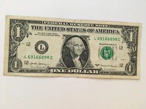 $1 Dollar Bill 2017 L69166098C Flipper, Fancy Serial Note - Picture 1 of 2