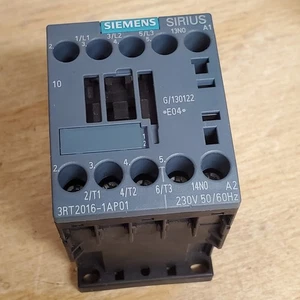 Siemens Sirius 3RT2016-1AP01 Contactor - Picture 1 of 6