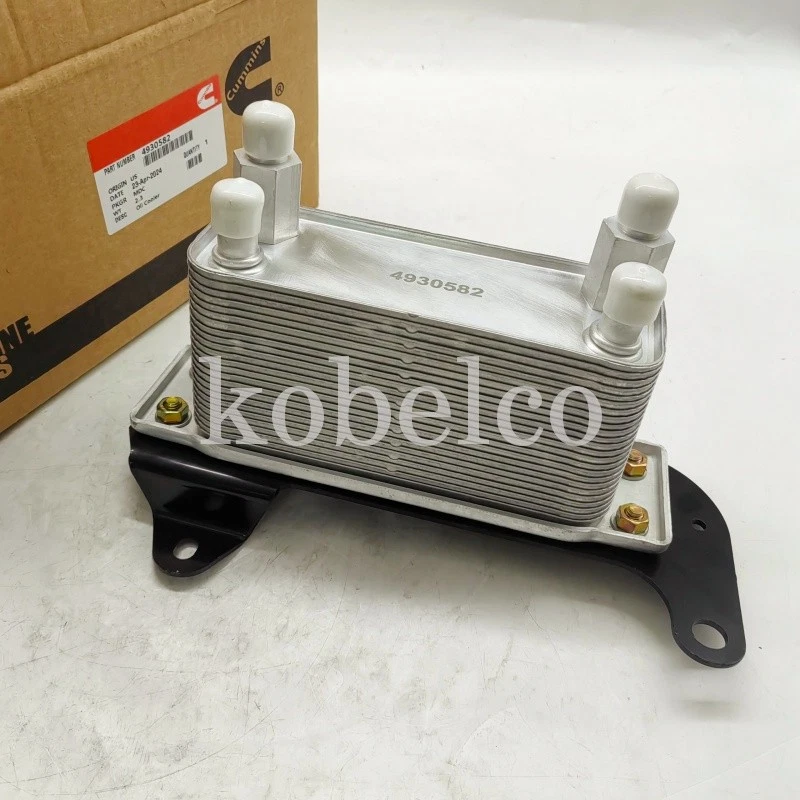 Cummins Transmission Oil Cooler 68253200AA for 2003-2009 Dodge Ram Pickups 5.9L - Imagem 1 de 4