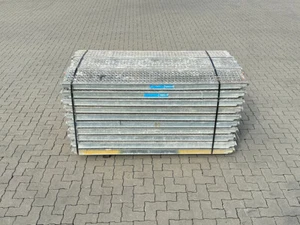 gebrauchter Stahlbelag 2,07 x 0,32 U - Stahlboden Layher Assco MJ Baugerüst - Bild 1 von 2