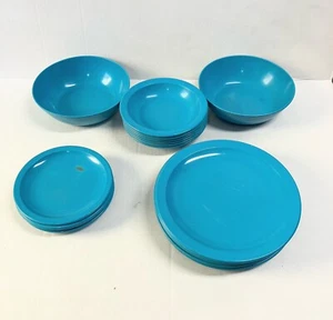 19 Piece Blue Texas Ware Melmac Dinner plates, Serving Bowls,small plates/bowls - Picture 1 of 11