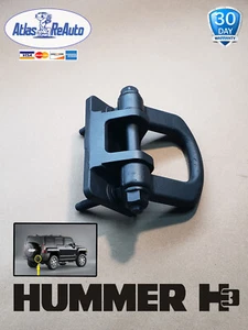 2006-2010 Hummer H3 OEM Rear Tow Hook Shackles. CLEAN, SHIPS VERY FAST - Picture 1 of 3