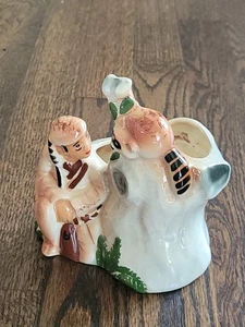Vintage Davy Crockett & Racoon Pottery Planter Vase - See Pictures  - Picture 1 of 11