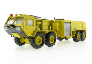 Conrad 5511 OSKOSH Rosenbauer VIPER Flugfeld-Löschfahrzeug 1:50 Feuerwehr - Bild 1 von 8